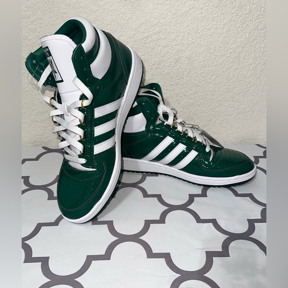 Adidas’s Top Ten FZ6192 Green & White Patent Basketball Men’s 11 NWT